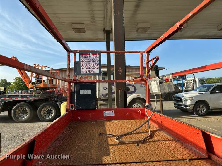 image for item EH4435 Skyjack SJ 4632 scissor lift
