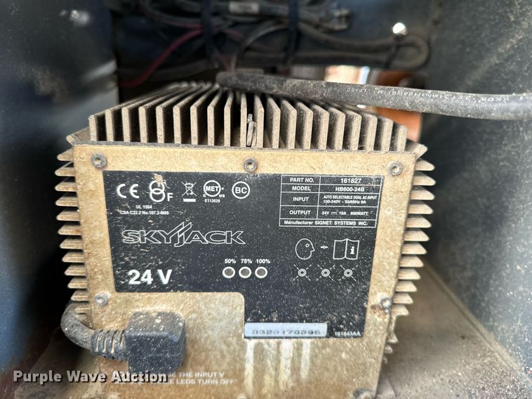 image for item EH4435 Skyjack SJ 4632 scissor lift