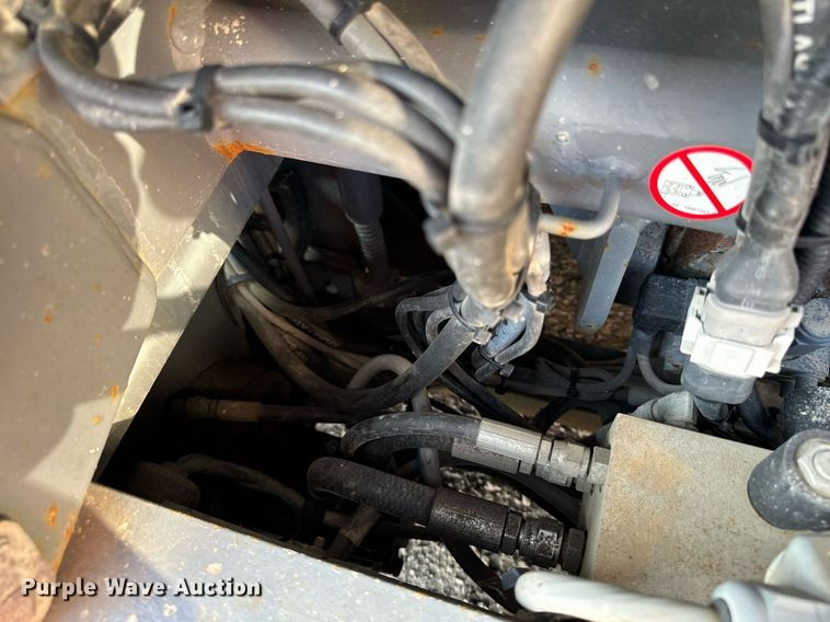 image for item EH4435 Skyjack SJ 4632 scissor lift