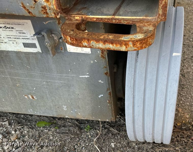 image for item EH4435 Skyjack SJ 4632 scissor lift