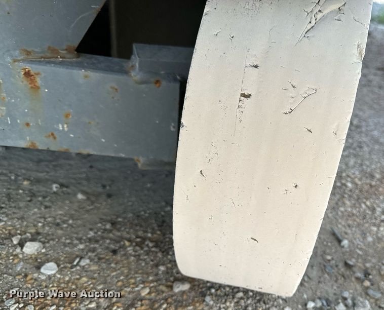 image for item EH4435 Skyjack SJ 4632 scissor lift