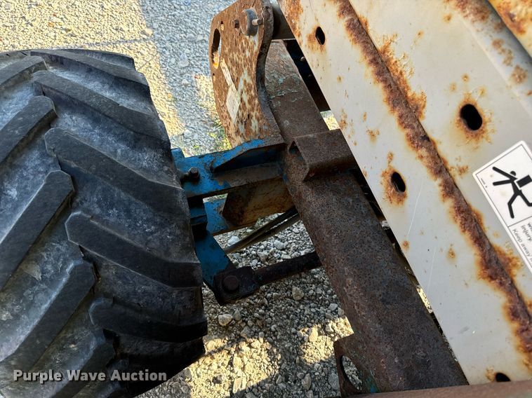 image for item EH4436 1999 Genie GS-3268 IC scissor lift