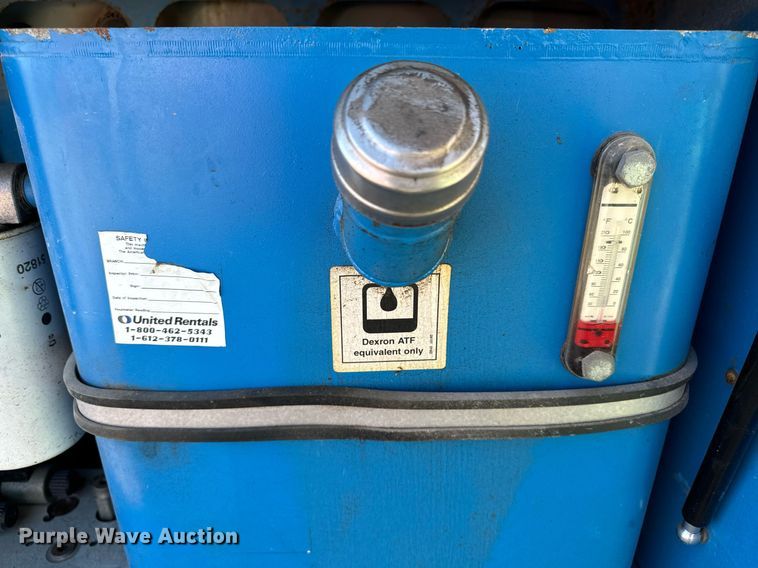 image for item EH4436 1999 Genie GS-3268 IC scissor lift