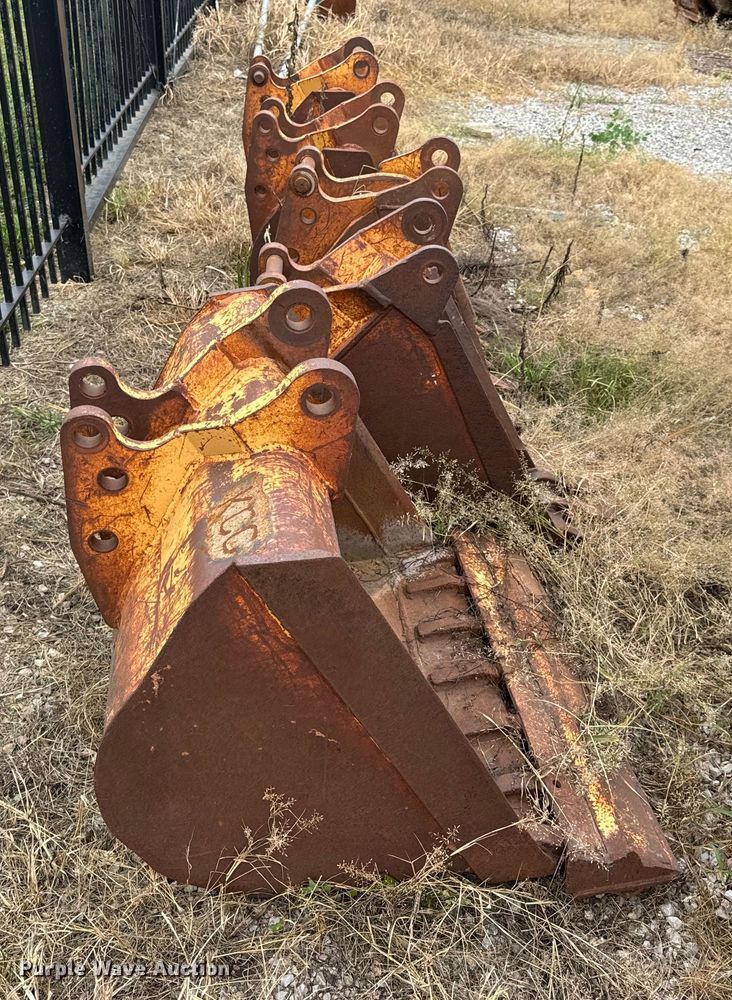 image for item EH6968 (5) backhoe buckets