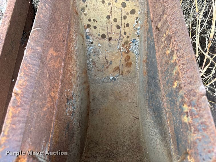 image for item EH6968 (5) backhoe buckets