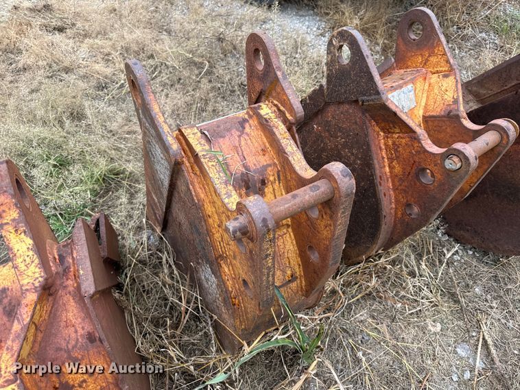 image for item EH6968 (5) backhoe buckets
