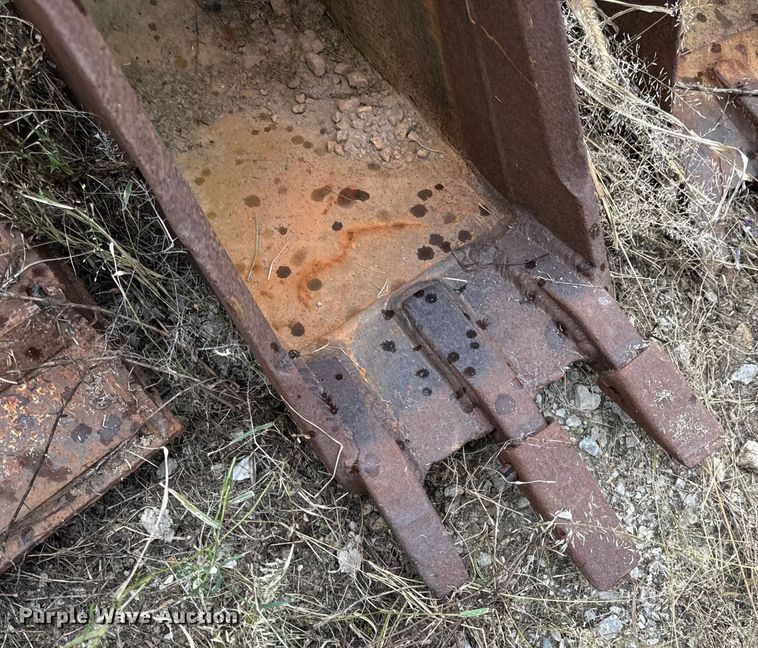 image for item EH6968 (5) backhoe buckets