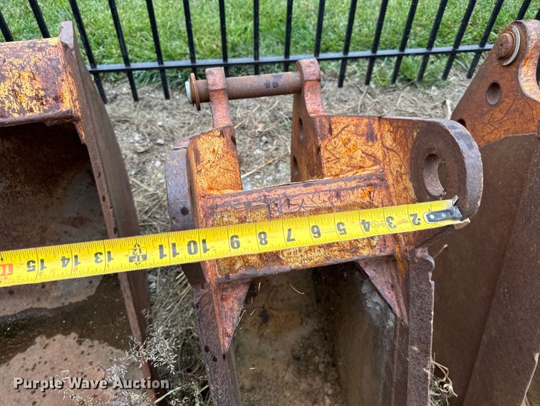 image for item EH6968 (5) backhoe buckets