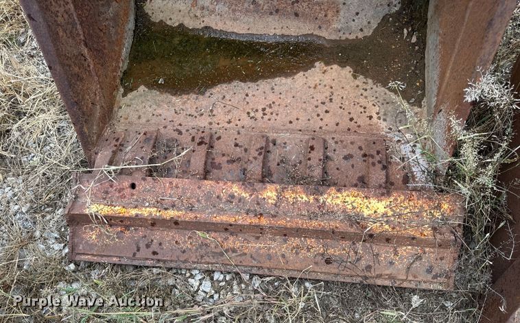 image for item EH6968 (5) backhoe buckets