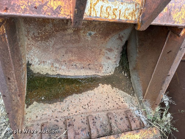 image for item EH6968 (5) backhoe buckets