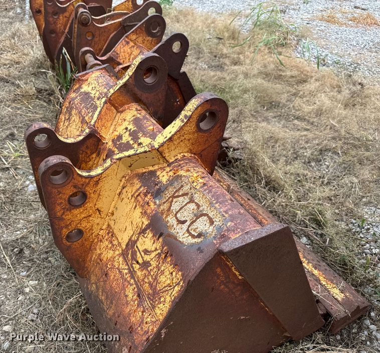 image for item EH6968 (5) backhoe buckets