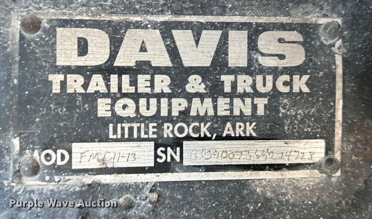 image for item EH6975 2005 International  8600 dump truck