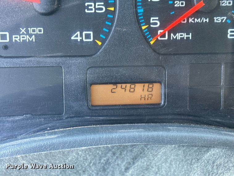 image for item EH6975 2005 International  8600 dump truck