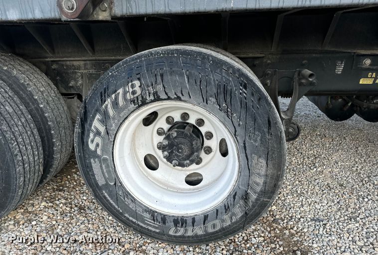 image for item EH6975 2005 International  8600 dump truck