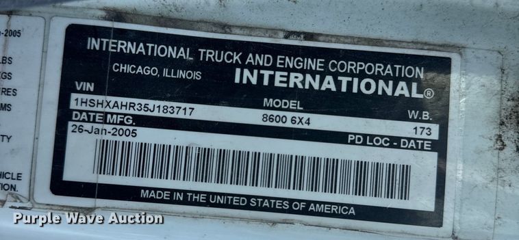 image for item EH6975 2005 International  8600 dump truck