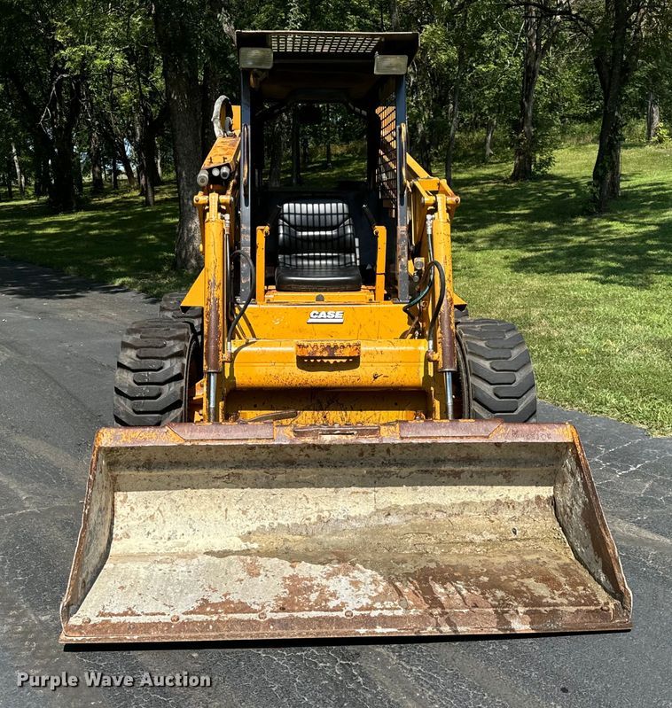image for item EH6977 1998 Case 1845C skid steer loader