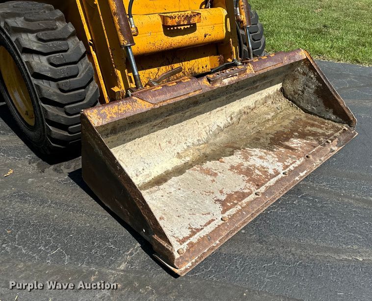 image for item EH6977 1998 Case 1845C skid steer loader