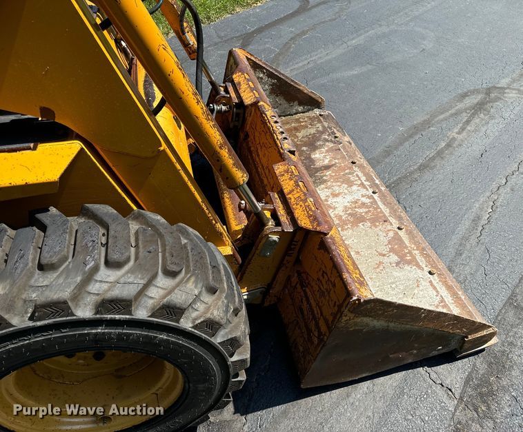 image for item EH6977 1998 Case 1845C skid steer loader