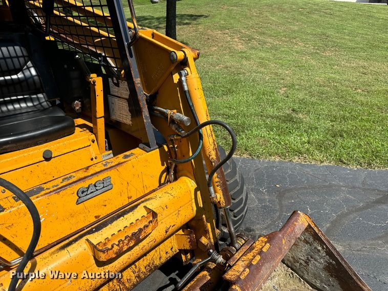 image for item EH6977 1998 Case 1845C skid steer loader