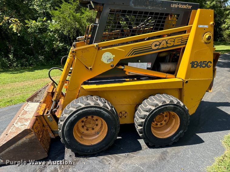 image for item EH6977 1998 Case 1845C skid steer loader