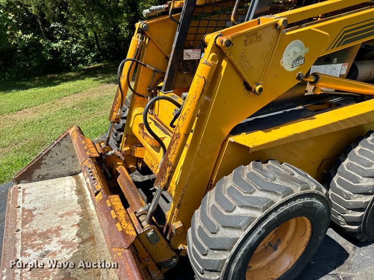 image for item EH6977 1998 Case 1845C skid steer loader