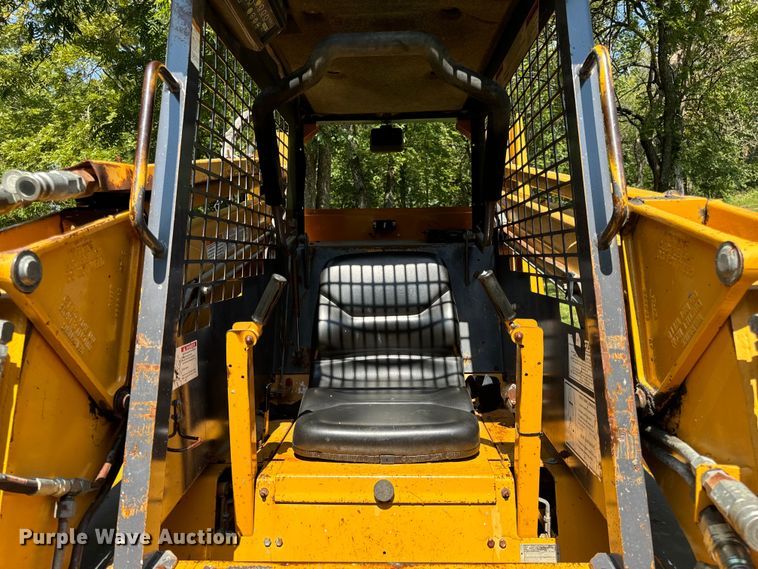 image for item EH6977 1998 Case 1845C skid steer loader