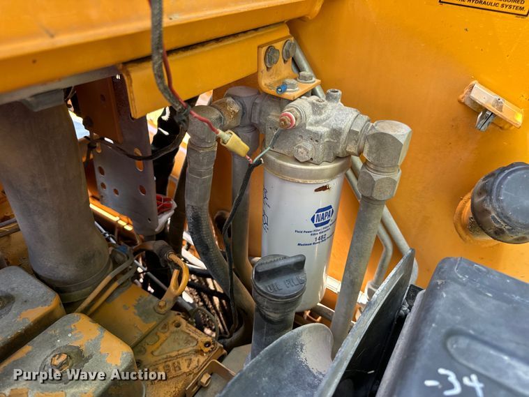 image for item EH6977 1998 Case 1845C skid steer loader