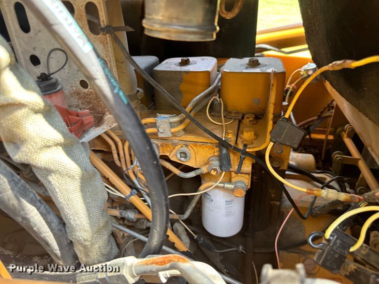 image for item EH6977 1998 Case 1845C skid steer loader