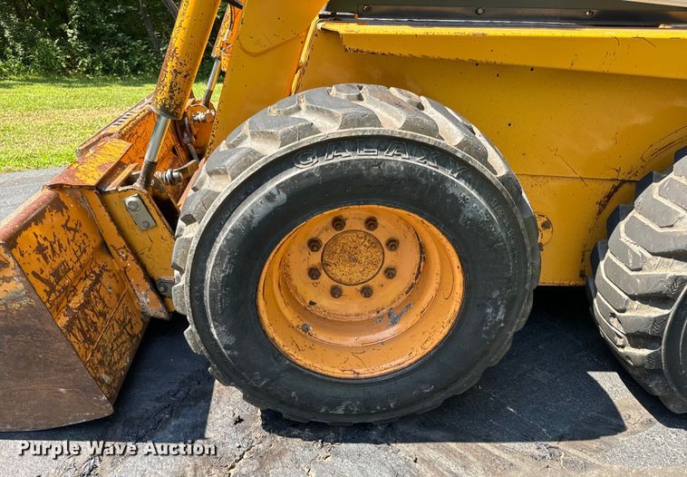 image for item EH6977 1998 Case 1845C skid steer loader