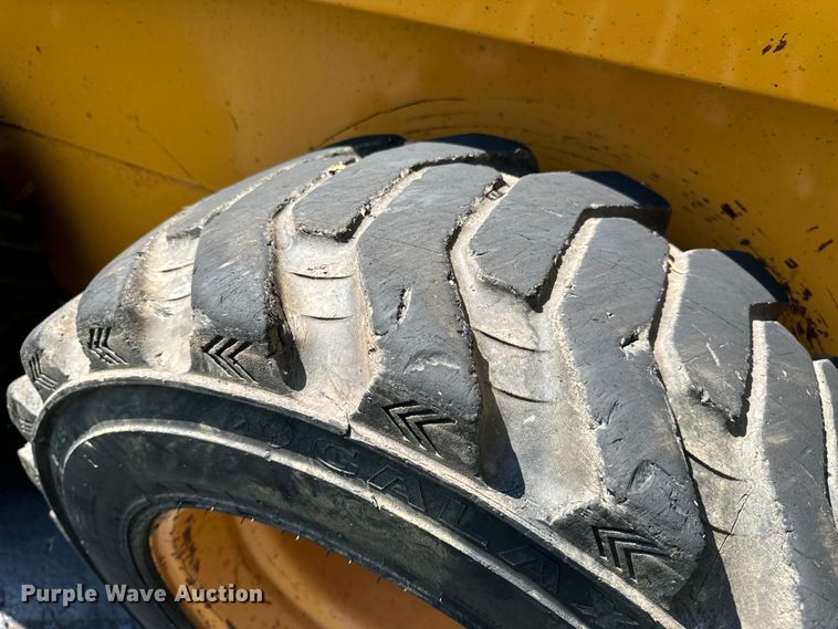 image for item EH6977 1998 Case 1845C skid steer loader