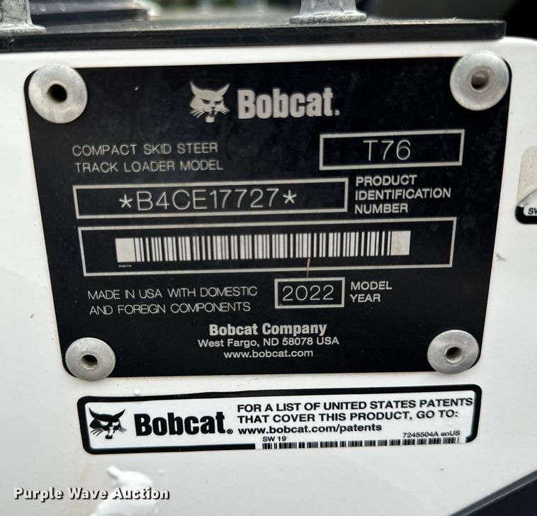 image for item EH6980 2022 Bobcat T76 R-Series tracked skid steer loader