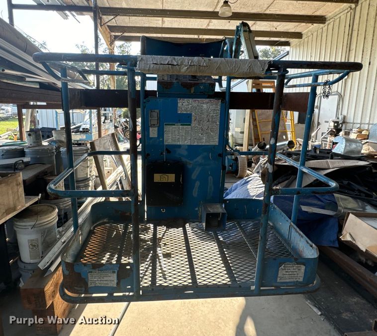 image for item EI4035 2008 Genie Z-34/22 boom lift