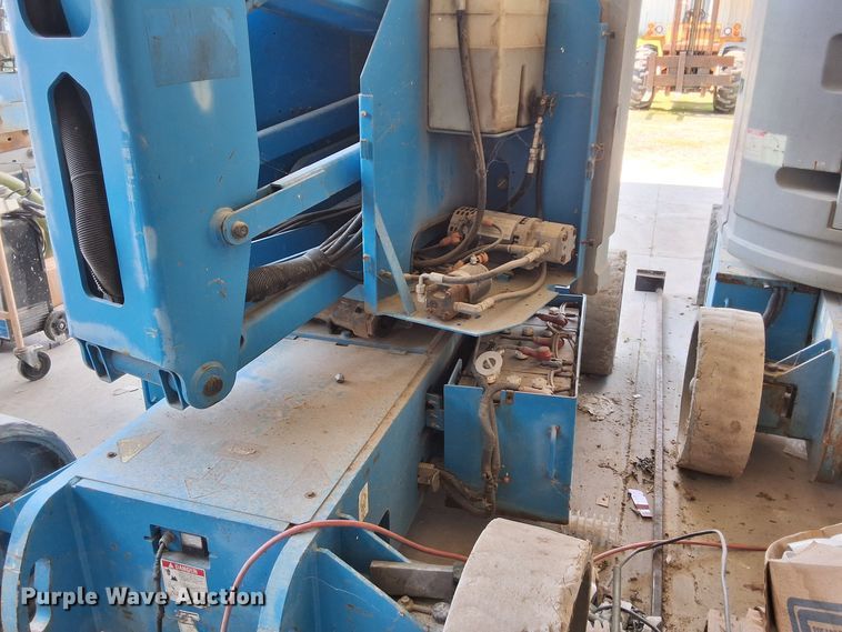 image for item EI4035 2008 Genie Z-34/22 boom lift
