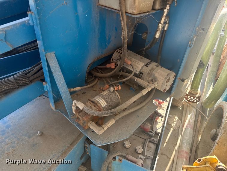 image for item EI4035 2008 Genie Z-34/22 boom lift