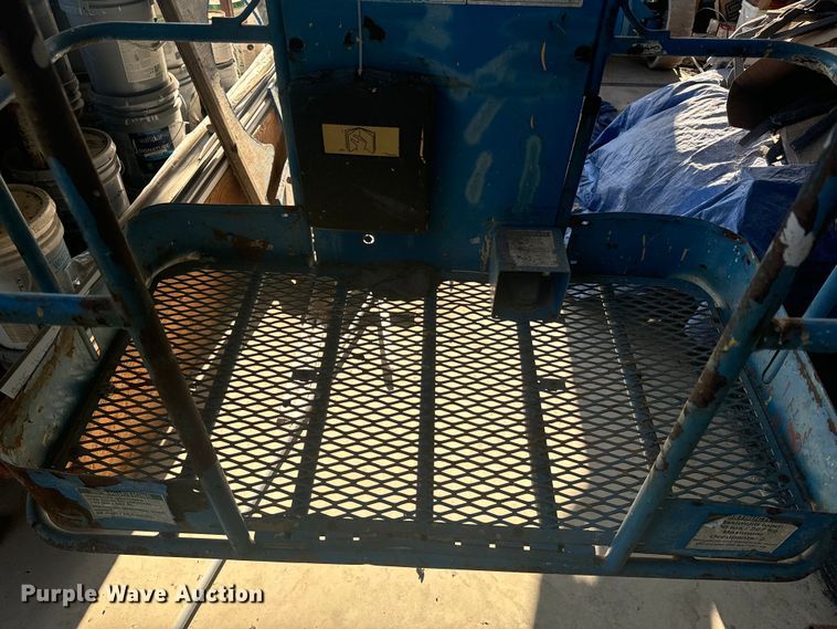 image for item EI4035 2008 Genie Z-34/22 boom lift