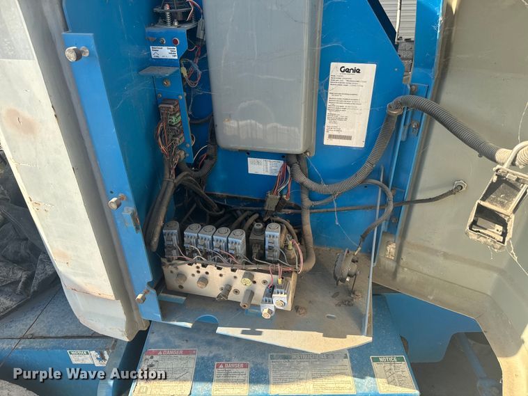 image for item EI4035 2008 Genie Z-34/22 boom lift