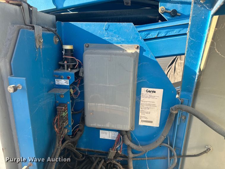 image for item EI4035 2008 Genie Z-34/22 boom lift