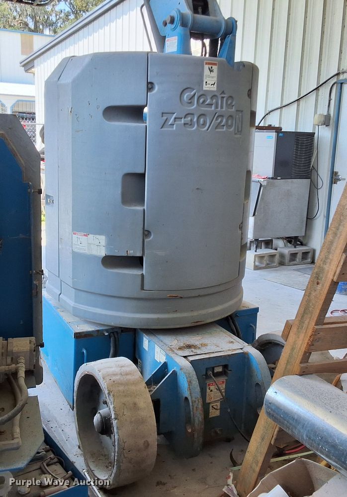 image for item EI4036 2007 Genie Z-30/20N boom lift