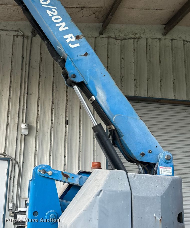 image for item EI4036 2007 Genie Z-30/20N boom lift