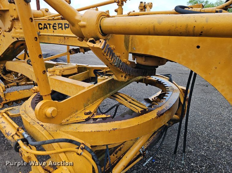 image for item EI8224 1970 Caterpillar  112F rigid frame motor grader