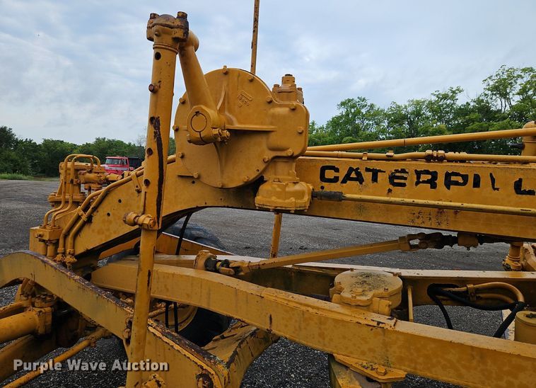 image for item EI8224 1970 Caterpillar  112F rigid frame motor grader