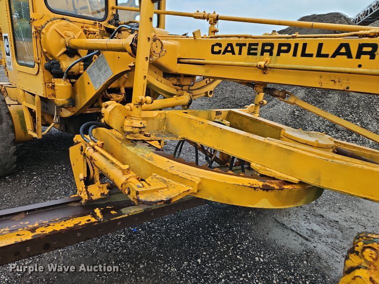 image for item EI8224 1970 Caterpillar  112F rigid frame motor grader