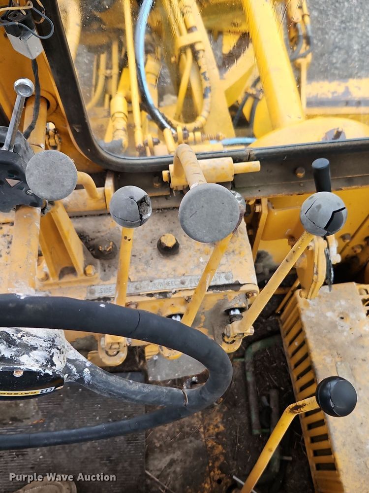 image for item EI8224 1970 Caterpillar  112F rigid frame motor grader