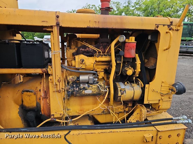 image for item EI8224 1970 Caterpillar  112F rigid frame motor grader