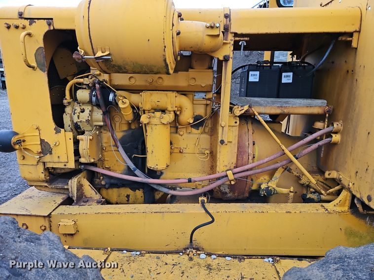 image for item EI8224 1970 Caterpillar  112F rigid frame motor grader