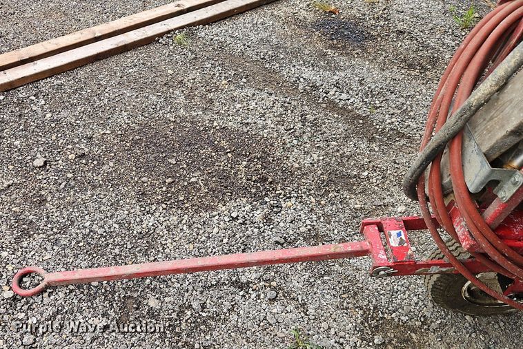 image for item EI8227 Allen 7560XL concrete sealer sprayer