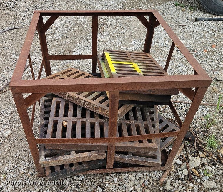 image for item EI8228 Drain grates 