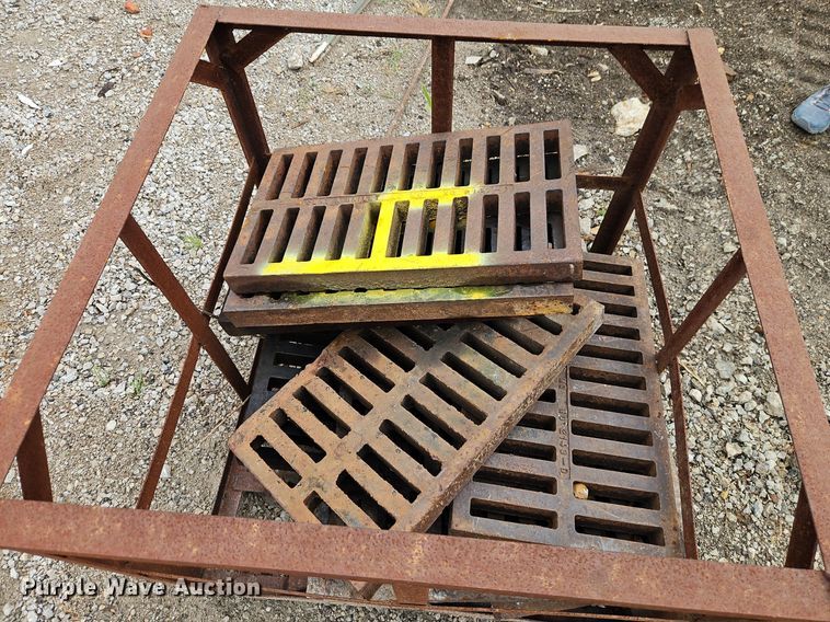 image for item EI8228 Drain grates 