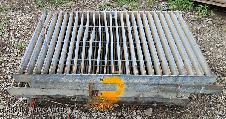 image for item EI8228 Drain grates 