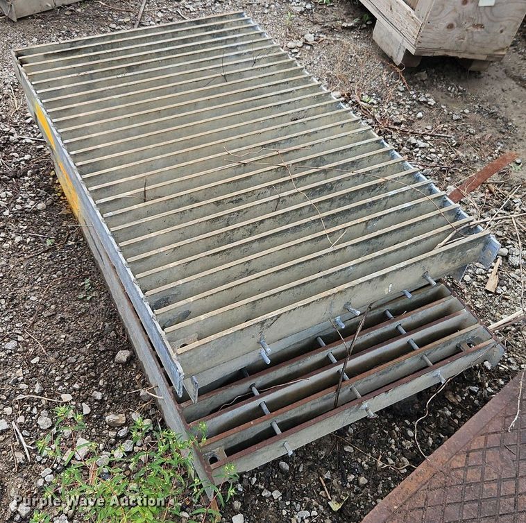image for item EI8228 Drain grates 